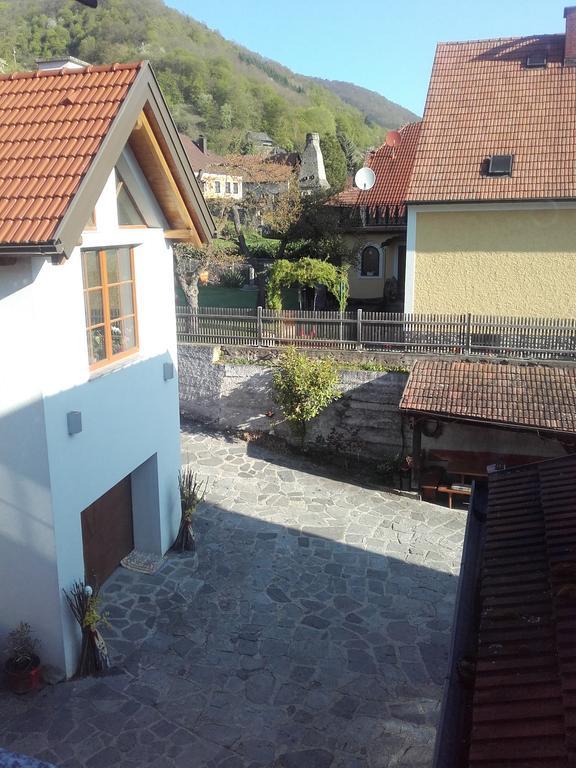 Gaestehaus Schuetz Spitz an der Donau Kültér fotó